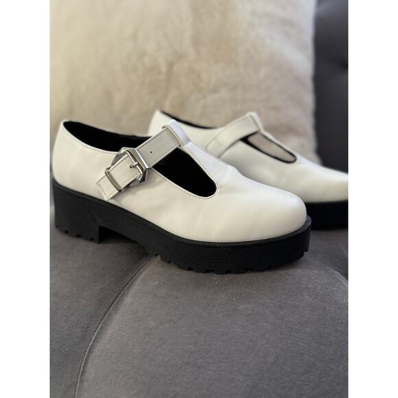 NWOT Qupid White UPBEAT01 WHITE PU Mary Janes Size 7 | SAME DAY SHIP or NEXT DAY - Picture 6 of 10